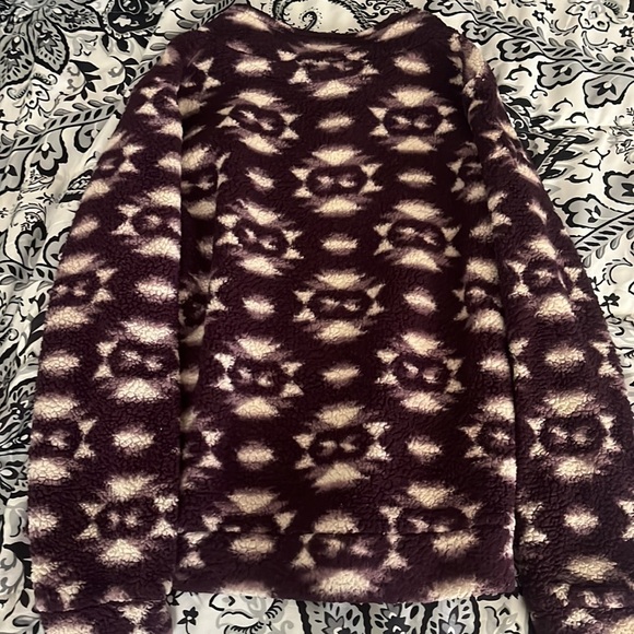 Fleece Sweater - Picture 4 of 5